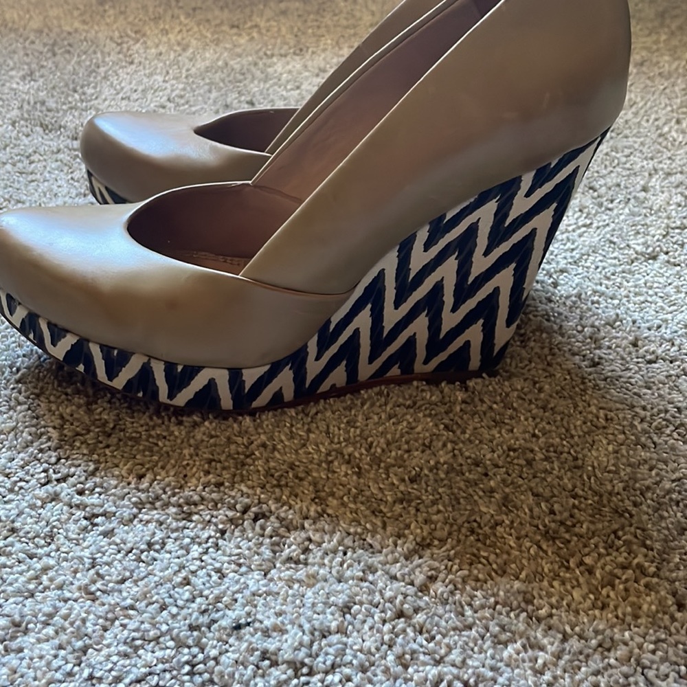 Ella Moss Platform Heel. Size 9. No Box.